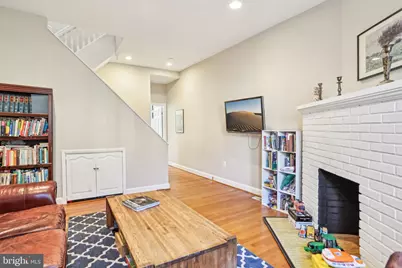 403 E Street NE, Washington, DC 20002 - Photo 3