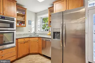 403 E St NE, Washington, DC 20002 - Photo 11