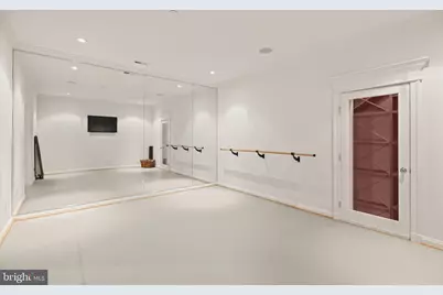 4410 Meadow Road NW, Washington, DC 20007 - Photo 27