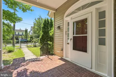 4323 Fessenden Street NW, Washington, DC 20016 - Photo 3