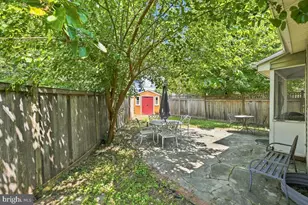 4323 Fessenden St NW, Washington, DC 20016 - Photo 43