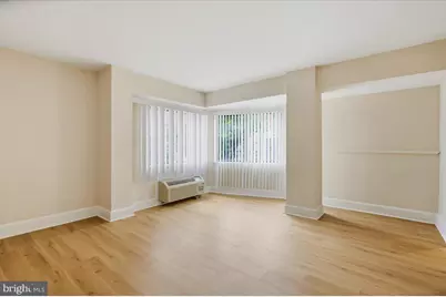 1825 T Street NW #401, Washington, DC 20009 - Photo 3