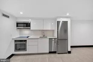 1513 Vermont Ave NW, Washington, DC 20005 - Photo 7