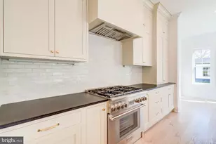 3118 Patterson St NW, Washington, DC 20015 - Photo 15