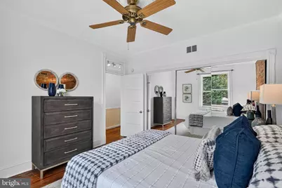 208 12th Street SE, Washington, DC 20003 - Photo 27