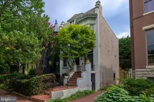 208 12th St SE, Washington, DC 20003 - Photo 47