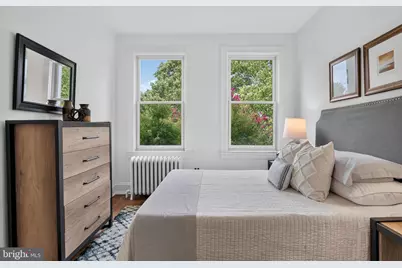 208 12th Street SE, Washington, DC 20003 - Photo 29