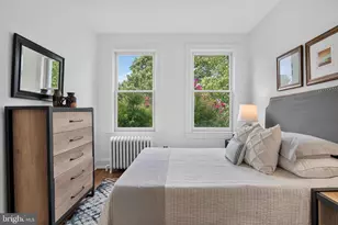 208 12th St SE, Washington, DC 20003 - Photo 29