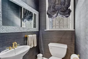 1233 E St SE, Washington, DC 20003 - Photo 11