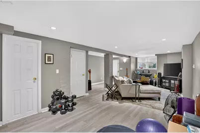 1233 E St SE, Washington, DC 20003 - Photo 15