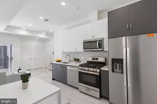1202 Longfellow St NW, Washington, DC 20011 - Photo 11