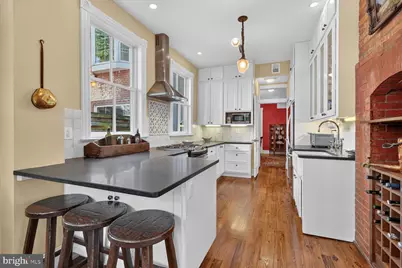 138 D Street SE, Washington, DC 20003 - Photo 11