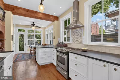 138 D Street SE, Washington, DC 20003 - Photo 9