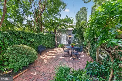 138 D Street SE, Washington, DC 20003 - Photo 17