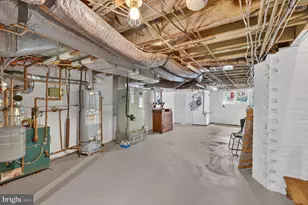 138 D St SE, Washington, DC 20003 - Photo 27