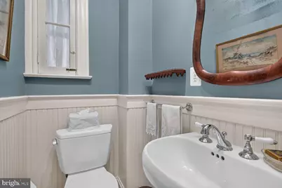 138 D Street SE, Washington, DC 20003 - Photo 19