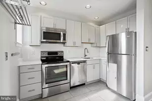 676 4th St NE, Washington, DC 20002 - Photo 7