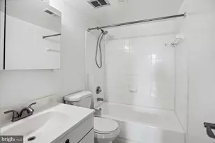 676 4th St NE, Washington, DC 20002 - Photo 19