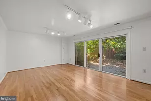 605 H St SW, Washington, DC 20024 - Photo 9