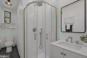 1731 20th St NW, Washington, DC 20009 - Photo 19