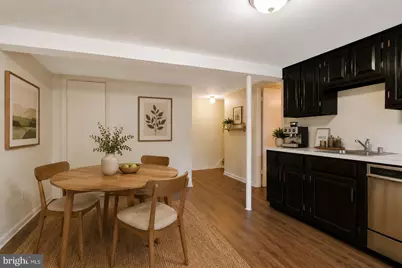 601 E Street SE, Washington, DC 20003 - Photo 17