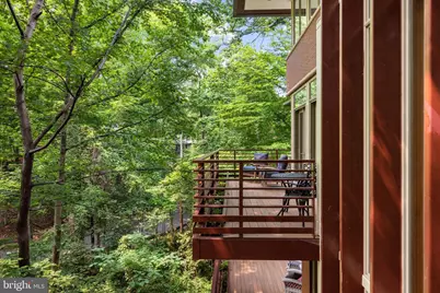 2807 Chesterfield Place NW, Washington, DC 20008 - Photo 3
