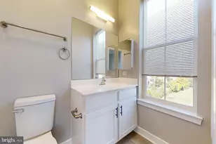 4910 East Capitol NE, Washington, DC 20019 - Photo 29