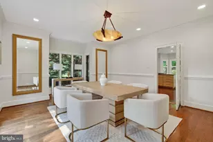 5430 Chevy Chase Pkwy NW, Washington, DC 20015 - Photo 13