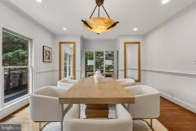 5430 Chevy Chase Parkway NW, Washington, DC 20015 - Photo 11