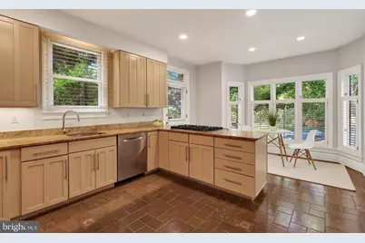 5430 Chevy Chase Parkway NW, Washington, DC 20015 - Photo 15