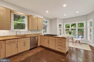 5430 Chevy Chase Pkwy NW, Washington, DC 20015 - Photo 15