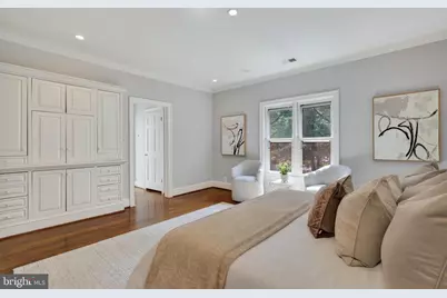 5430 Chevy Chase Parkway NW, Washington, DC 20015 - Photo 25