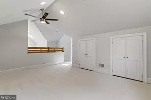 5430 Chevy Chase Pkwy NW, Washington, DC 20015 - Photo 37
