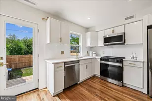1525 Fort Davis St SE, Washington, DC 20020 - Photo 9