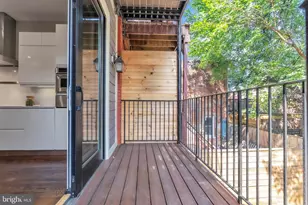 225 R St NW, Washington, DC 20001 - Photo 13