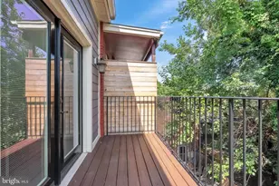 225 R St NW, Washington, DC 20001 - Photo 25