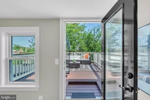 225 R St NW, Washington, DC 20001 - Photo 33