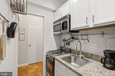 1 Scott Circle NW #616, Washington, DC 20036 - Photo 3