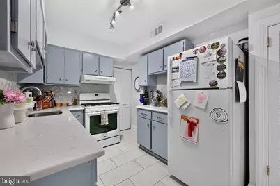 715 A Street NE, Washington, DC 20002 - Photo 11