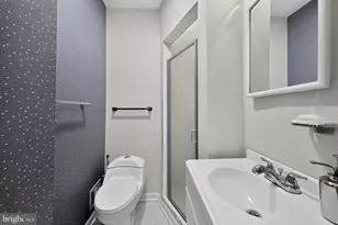 715 A St NE, Washington, DC 20002 - Photo 21