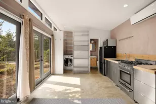 21 Evarts Street NE, Washington, DC 20002 - Photo 9