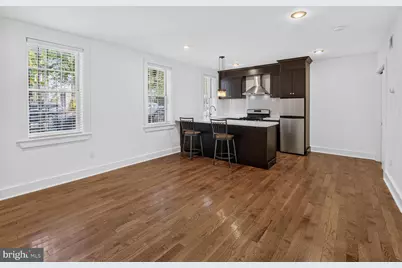 815 L Street SE #1, Washington, DC 20003 - Photo 5