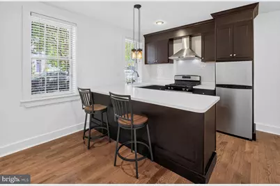 815 L Street SE #1, Washington, DC 20003 - Photo 9