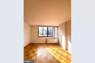 2201 L Street NW #205, Washington, DC 20037 - Photo 5