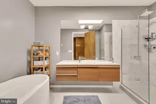 1207 Girard St NW, Washington, DC 20009 - Photo 27