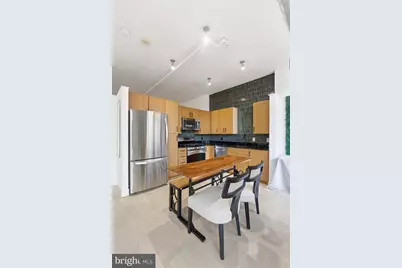811 4th Street NW #414, Washington, DC 20001 - Photo 17