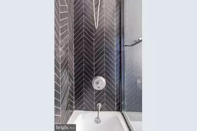 811 4th Street NW #414, Washington, DC 20001 - Photo 35