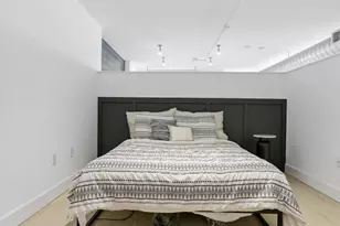 811 4th St NW, Washington, DC 20001 - Photo 27
