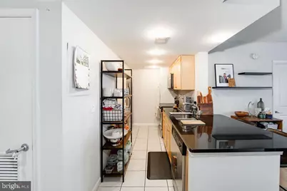 1225 13th Street NW #513, Washington, DC 20005 - Photo 3