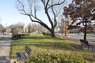 414 Seward Square SE, Washington, DC 20003 - Photo 33